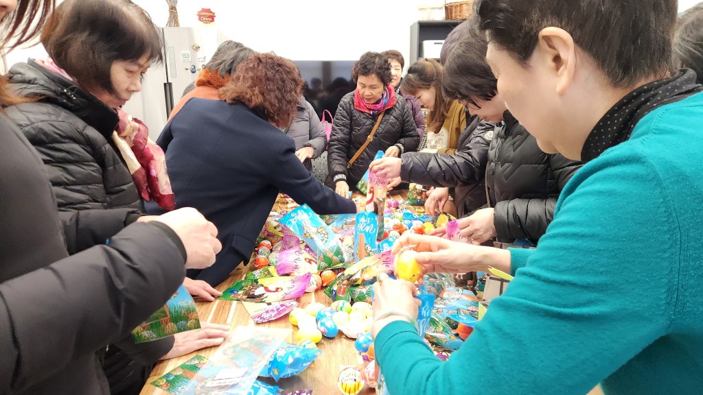 复活节准备（小孩子礼物）-Easter Preparation