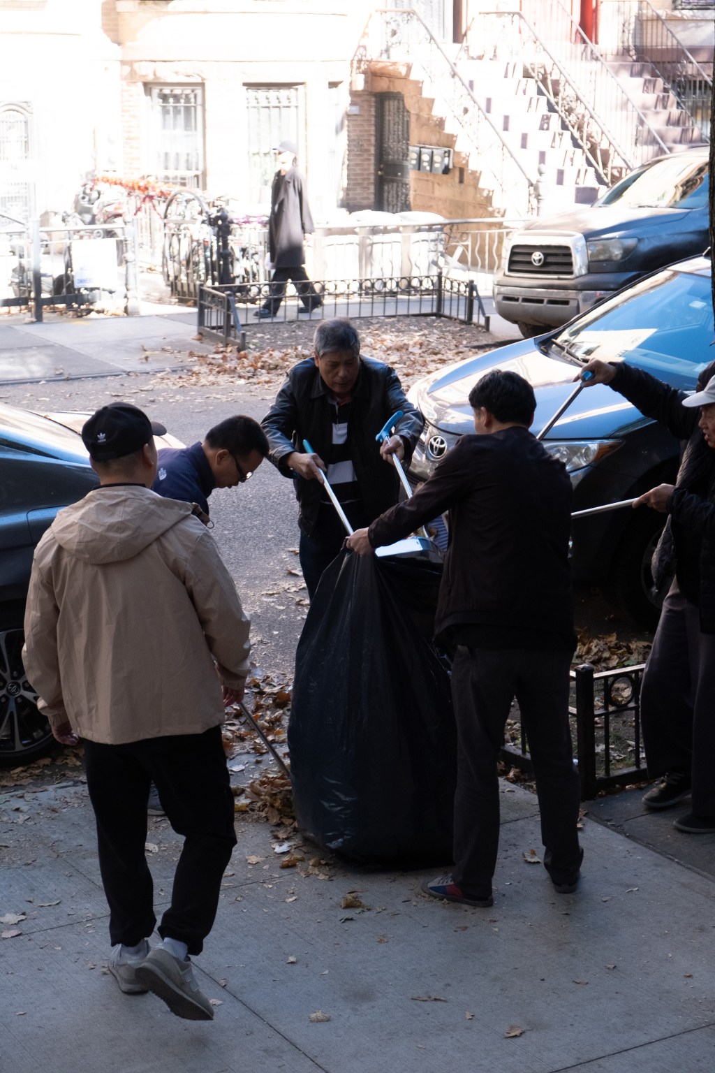 若瑟会清扫落叶2024年10月27日