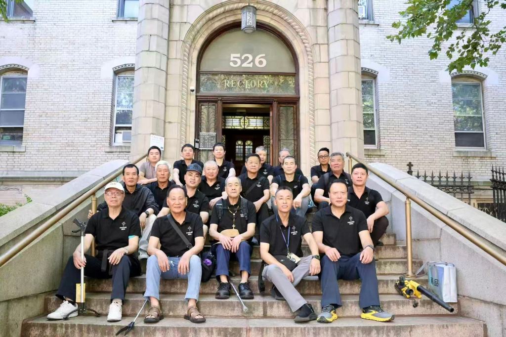 若瑟会清扫落叶2025年8月31号